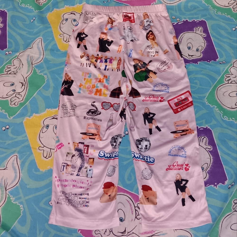 Taylor Swift All Over Print Pink Pants Red Swiftie Bracelet Reputation - Picture 2 of 5